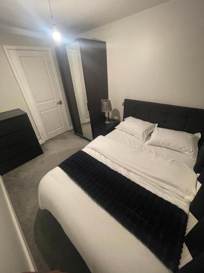 Beautiful En-Suite Bedroom Ipswich Kültér fotó
